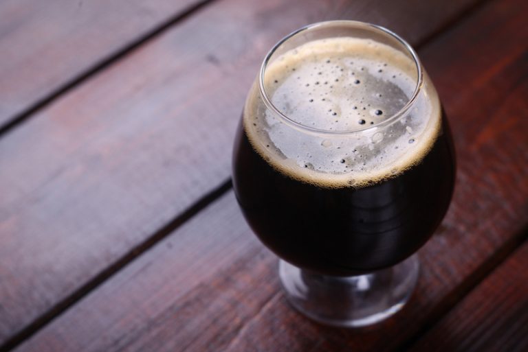 Lager vs Stout The Complete Guide to Top Beer Styles